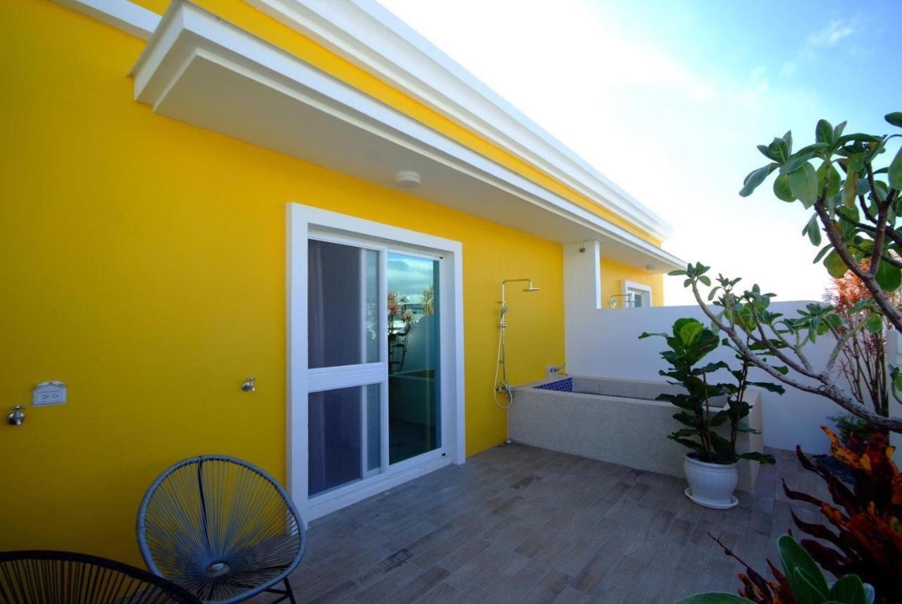Burano Yellow Villa Heng-ch'un Exterior foto
